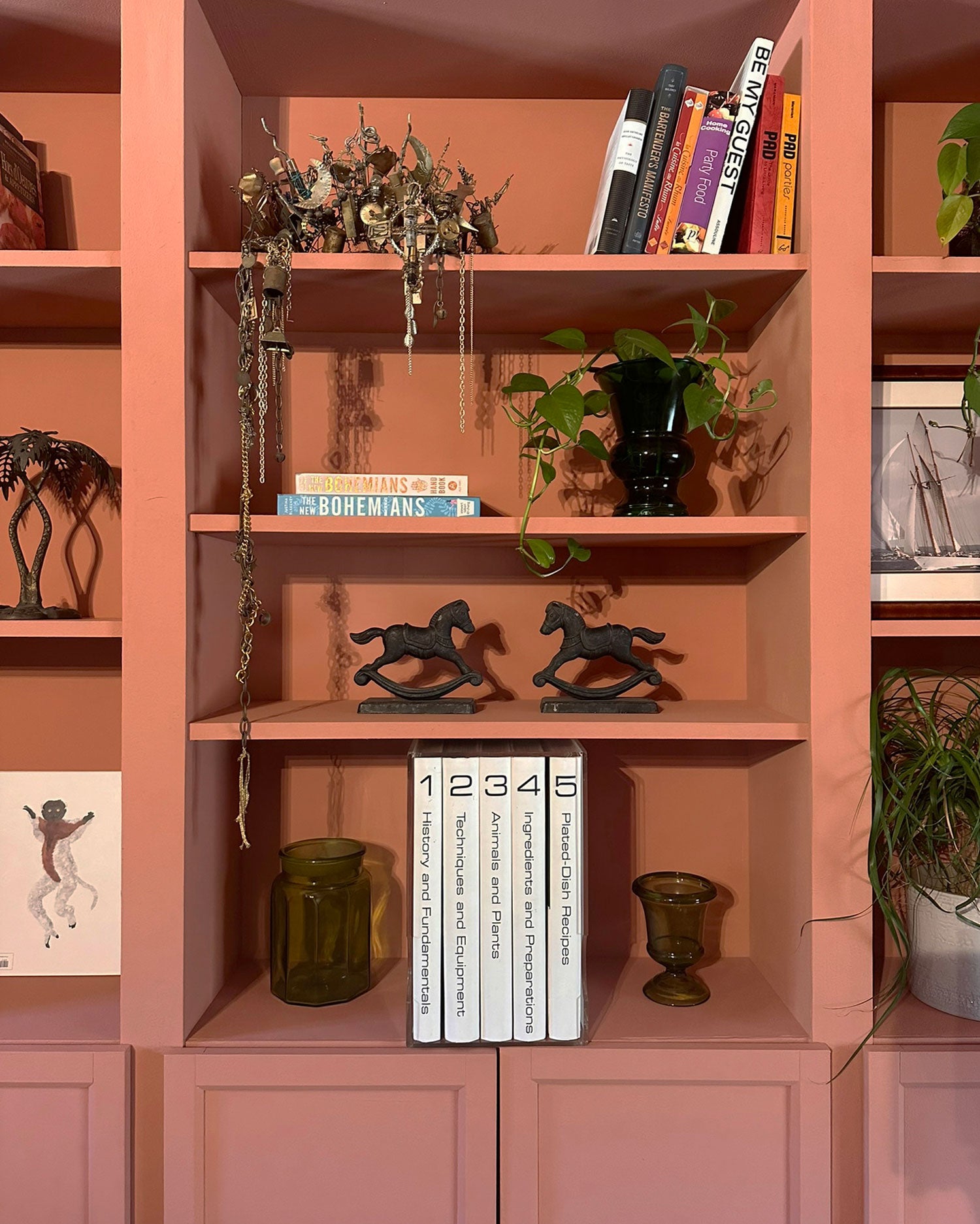 pink mineral paint for living room